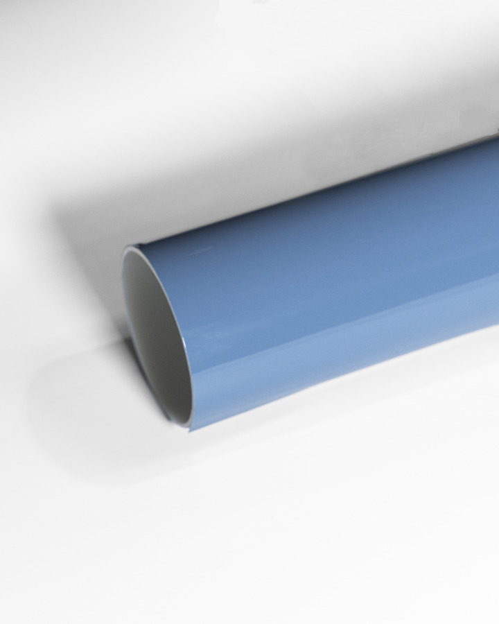 Dolphin Blue swatch