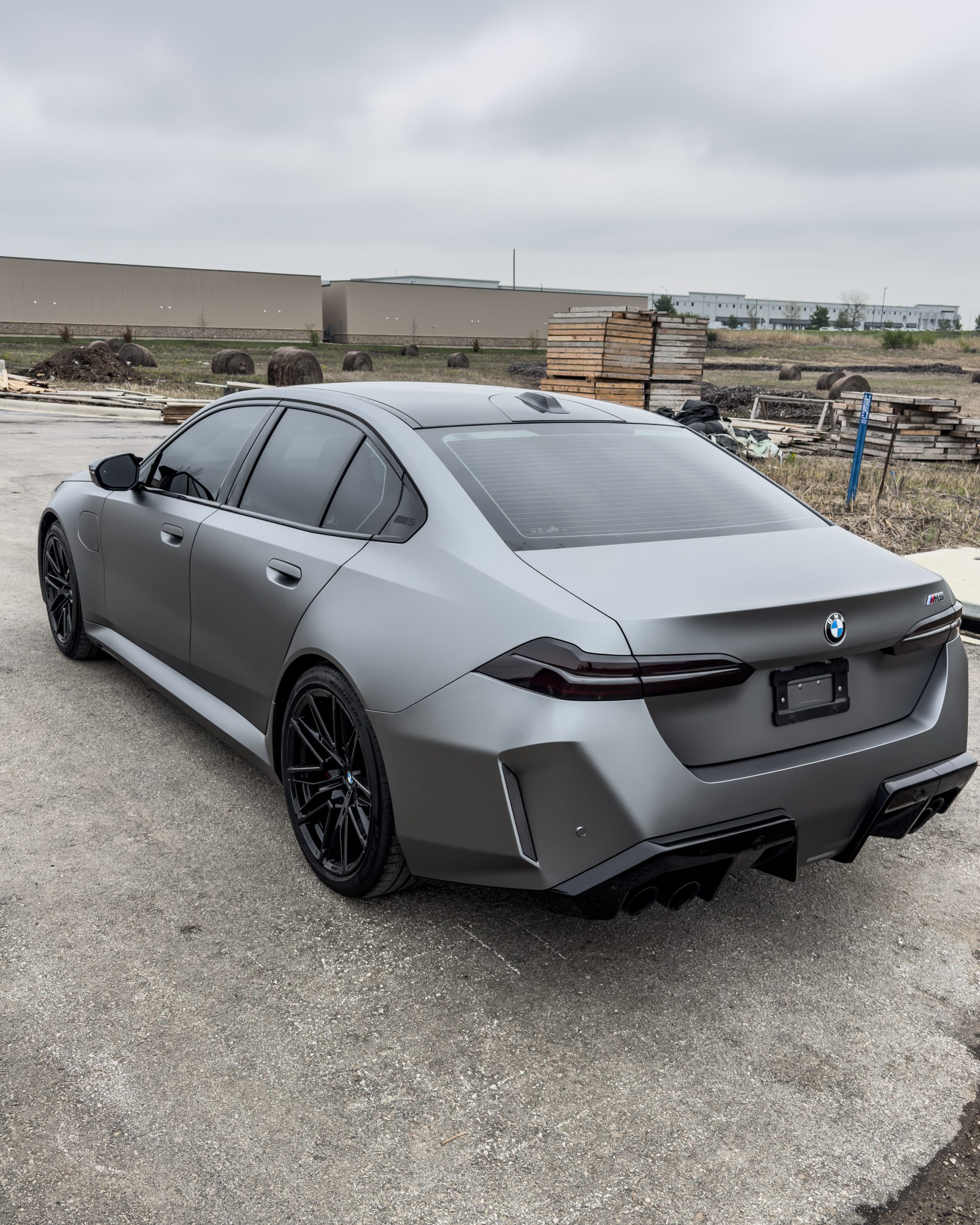 2025 BMW M5 photo