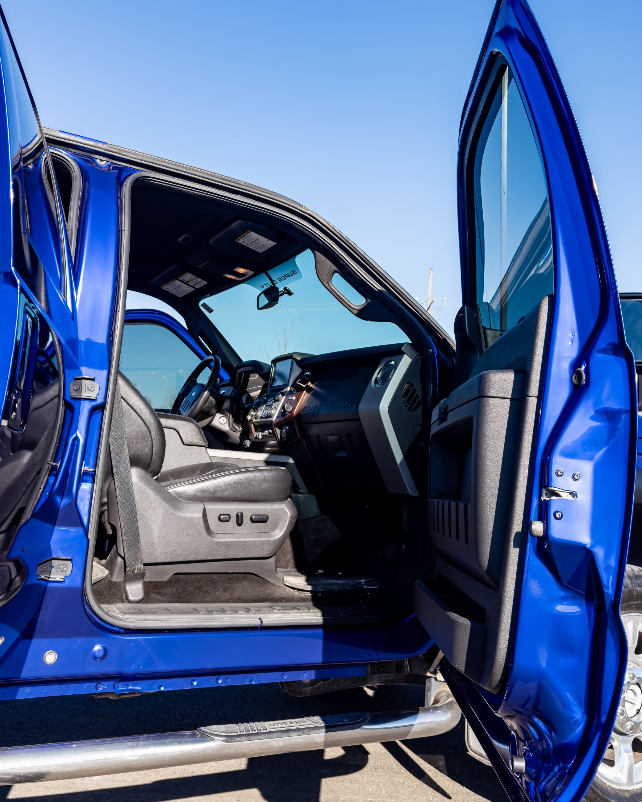 2012 FORD F-250 Super Duty Lariat photo